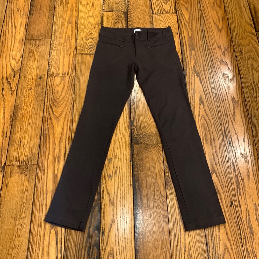 TRANSIT PAR SUCH WOMENS BROWN PANTS WITH STYLISH ZIP FRONT POCKETS